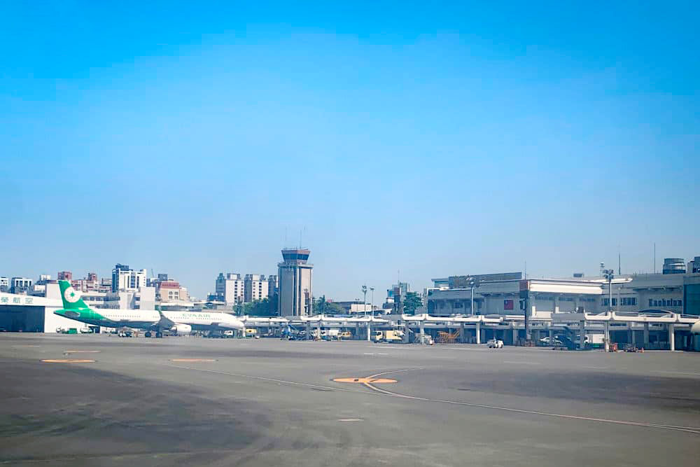 澎湖高雄來回機票