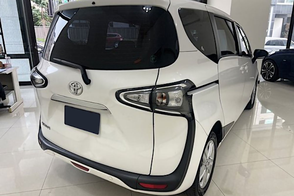TOYOTA-SIENTA 七人座
