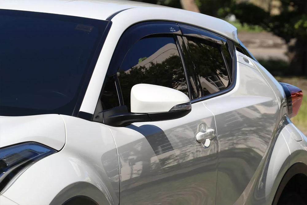 TOYOTA-CHR 五人座