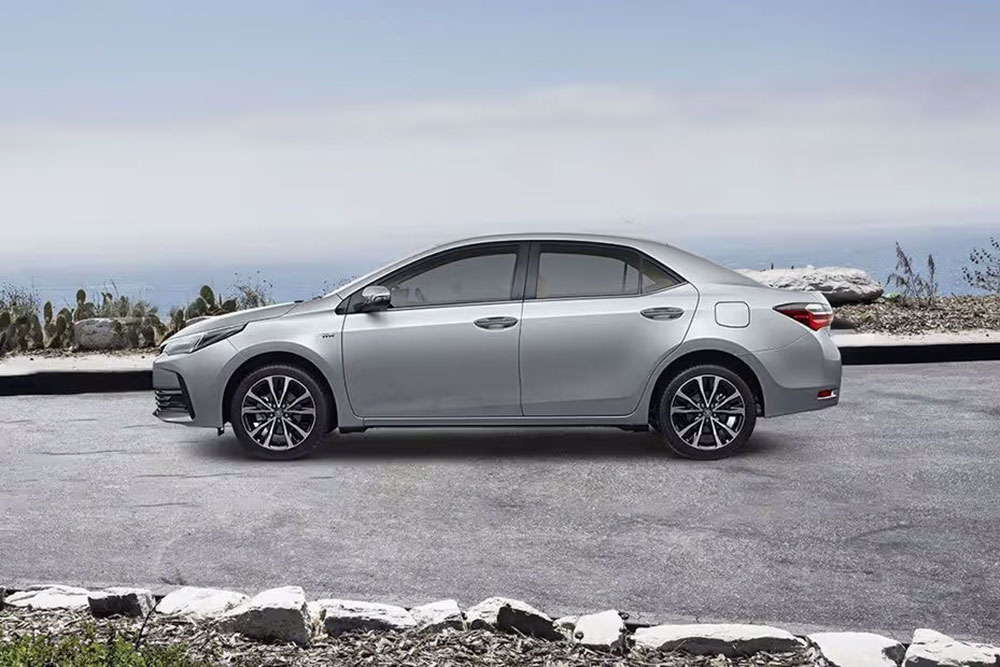 TOYOTA-ALTIS 五人座