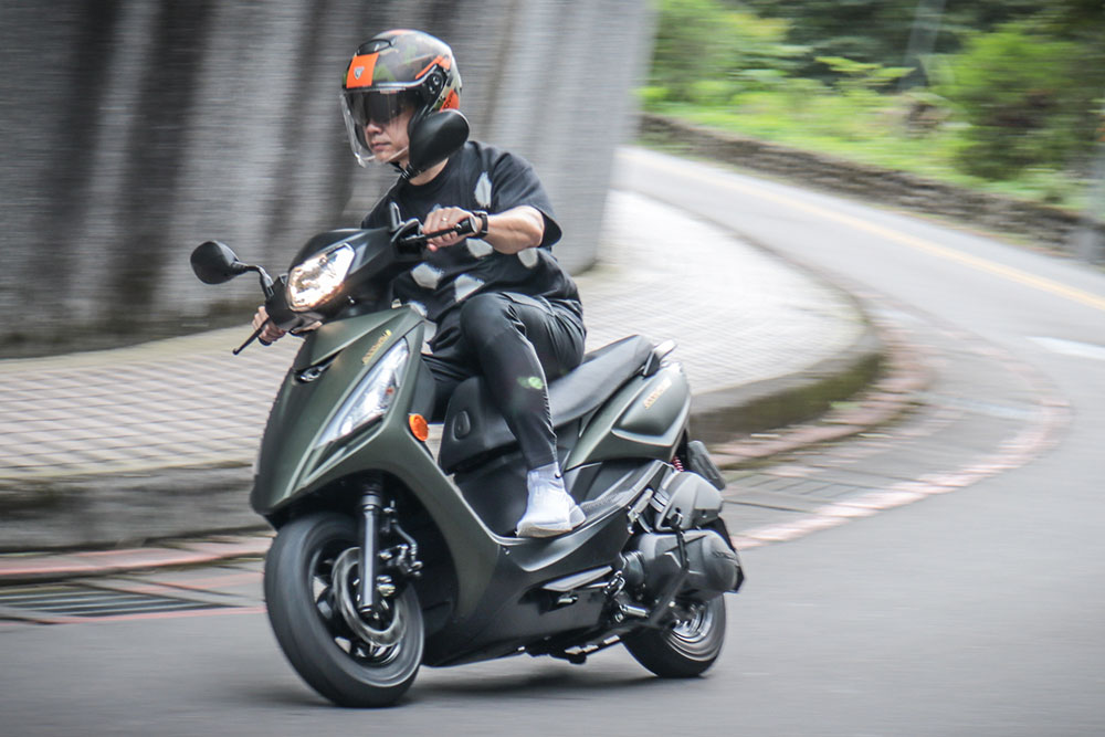 光陽機車-大地名流125cc