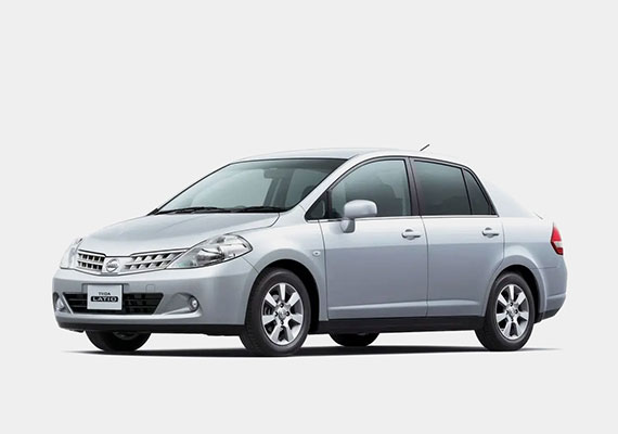 NISSAN-TIIDA 五人座