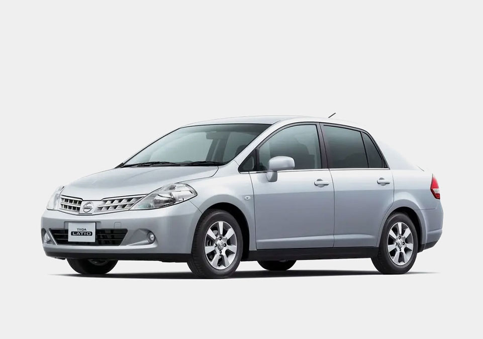 NISSAN-TIIDA 五人座
