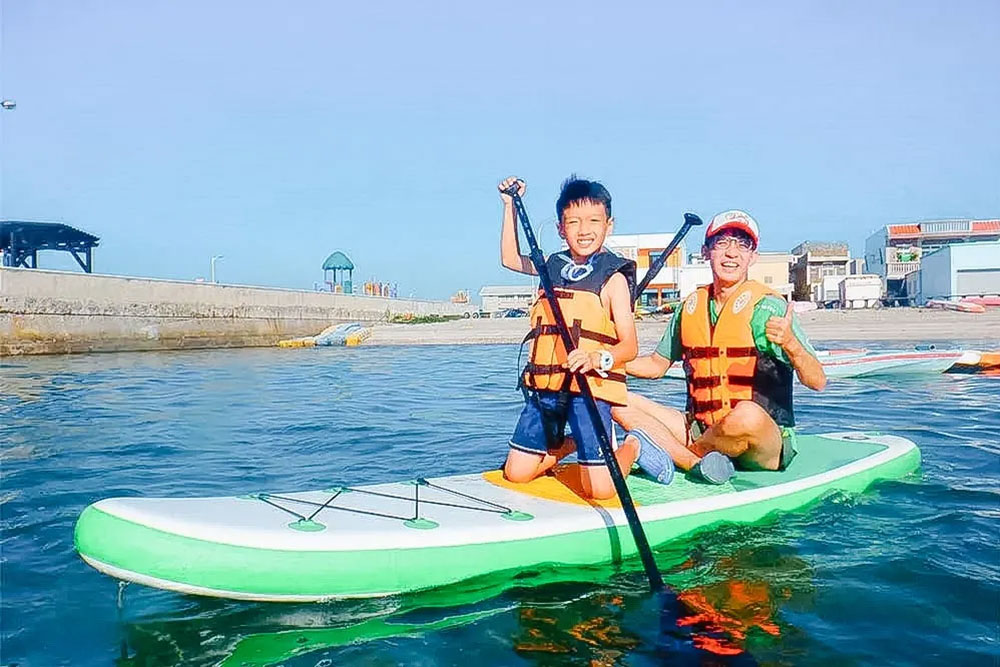 SUP立槳+衝浪板滑水